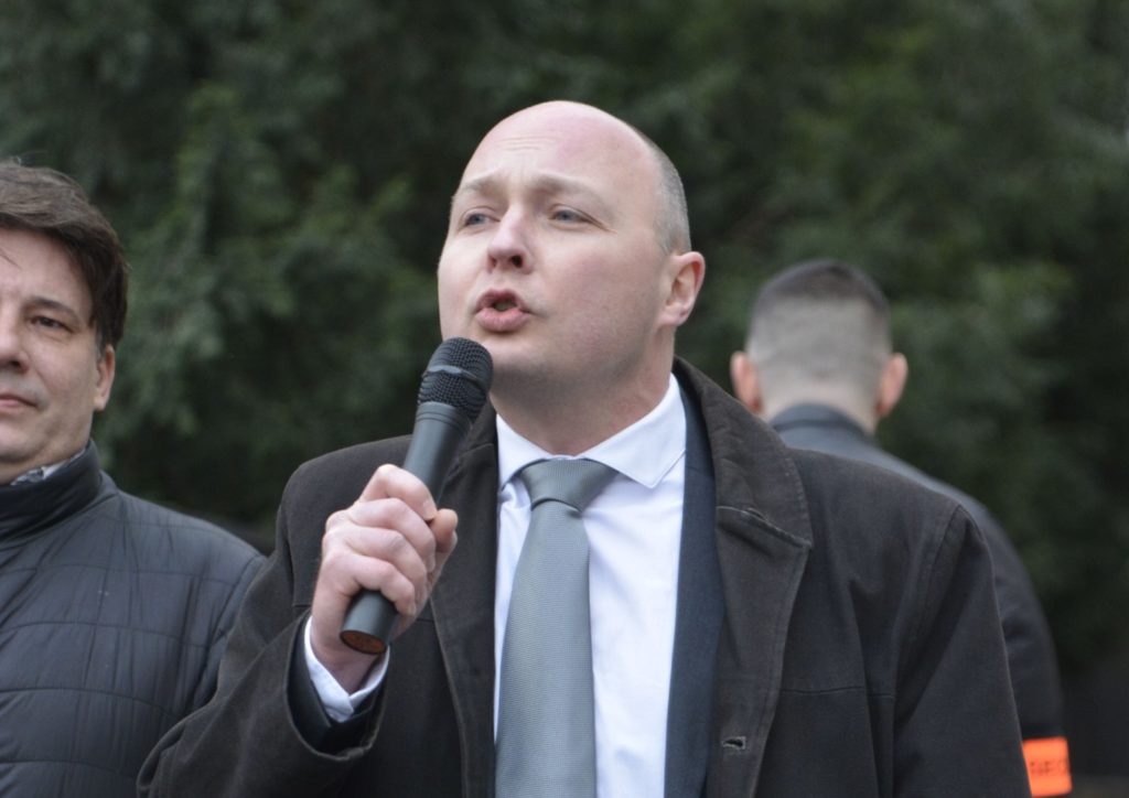 Thomas Joly en soutien du peuple grec. Le Parti de la France