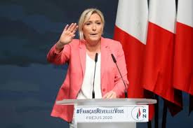 Rentrée sécuritaire de Marine Le Pen, mais…
