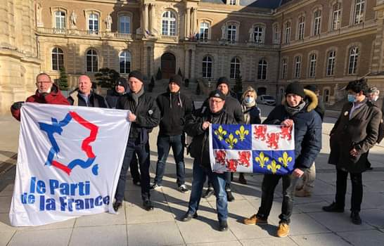 Thomas Joly était à Amiens pour manifester contre la dictature sanitaire.