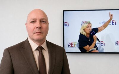 Marine Le Pen : le socialisme en bleu marine