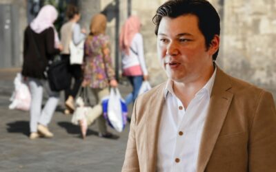 Verbaliser les femmes voilées : le RN fait une ereur politique et stratégique