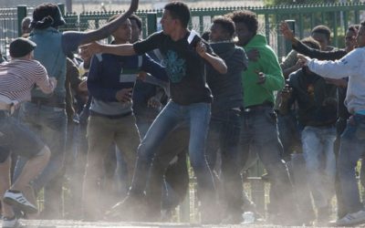 Affrontements meurtriers entre migrants afghans et africains à Calais