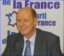 Carl Lang : « Marine Le Pen a commis une infâmie »