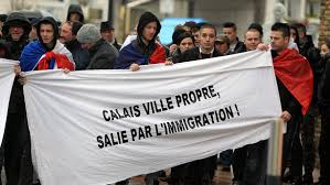 Succès de la contre-manifestation de Sauvons Calais face à la provocation pro-migrants
